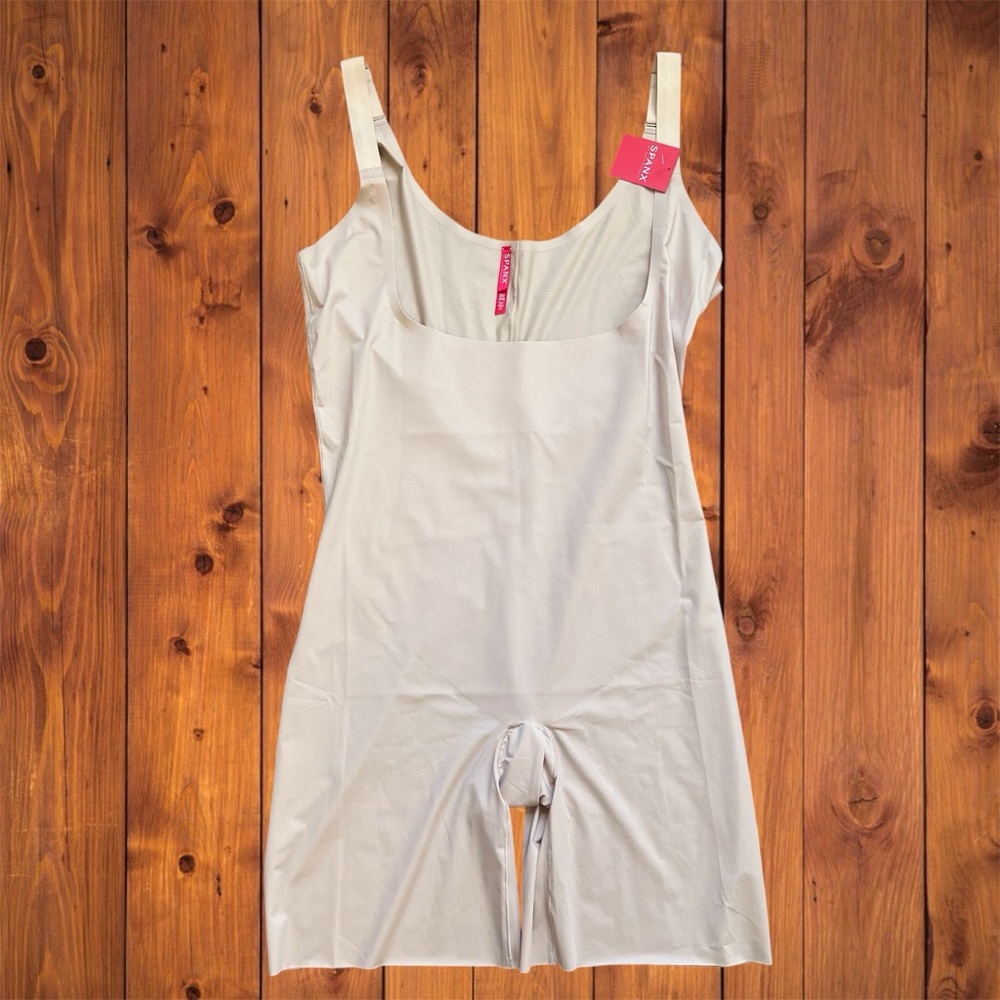 Spanx by Sara Blakely Thinstincts Nude/Tan Open bust Shapewear bodysuit; 3x